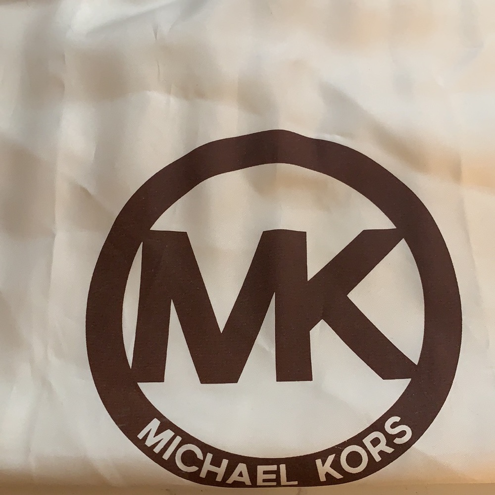 Michael Kors - Picture 6 of 9